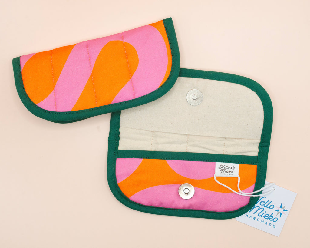 Pink & Orange Groove Quilted Soft Glasses Case