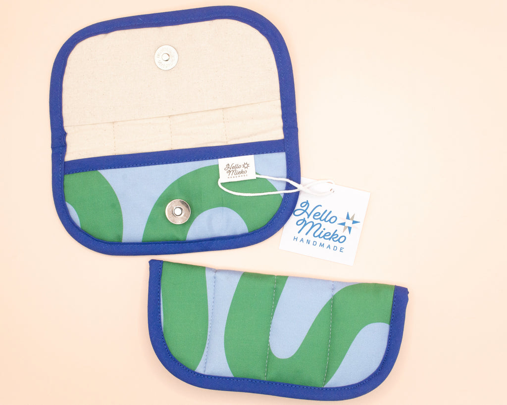 Blue & Green Groove Quilted Soft Glasses Case