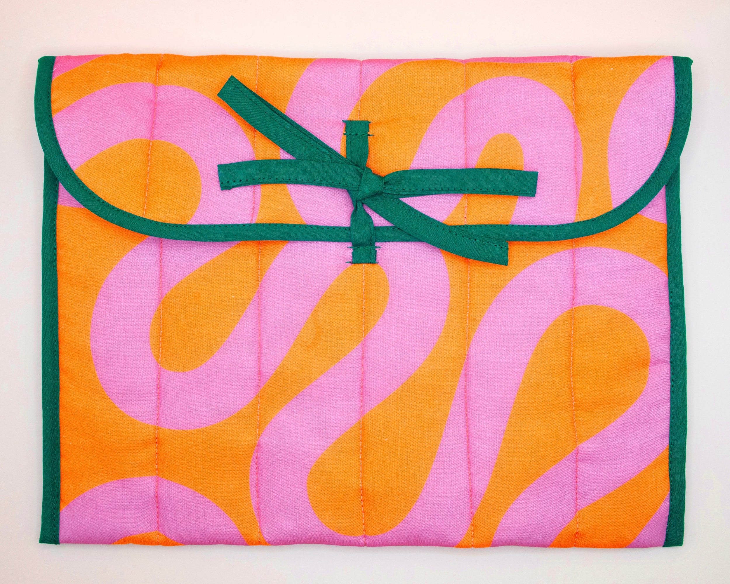 Pink & Orange Groove Quilted Laptop Case 13"-14"