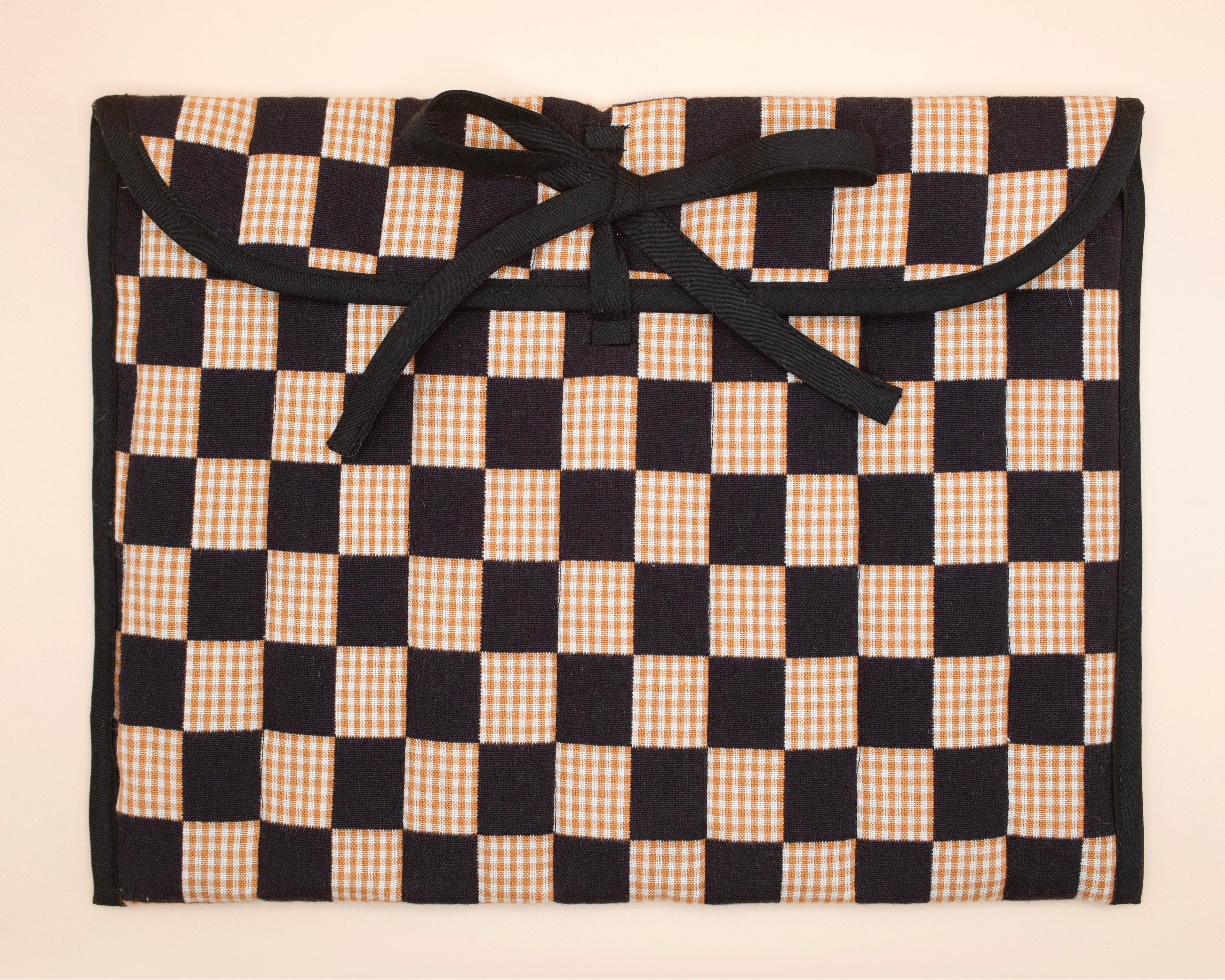 Black & Ivory Gingham Checkmate Quilted Laptop Case 13"-14"