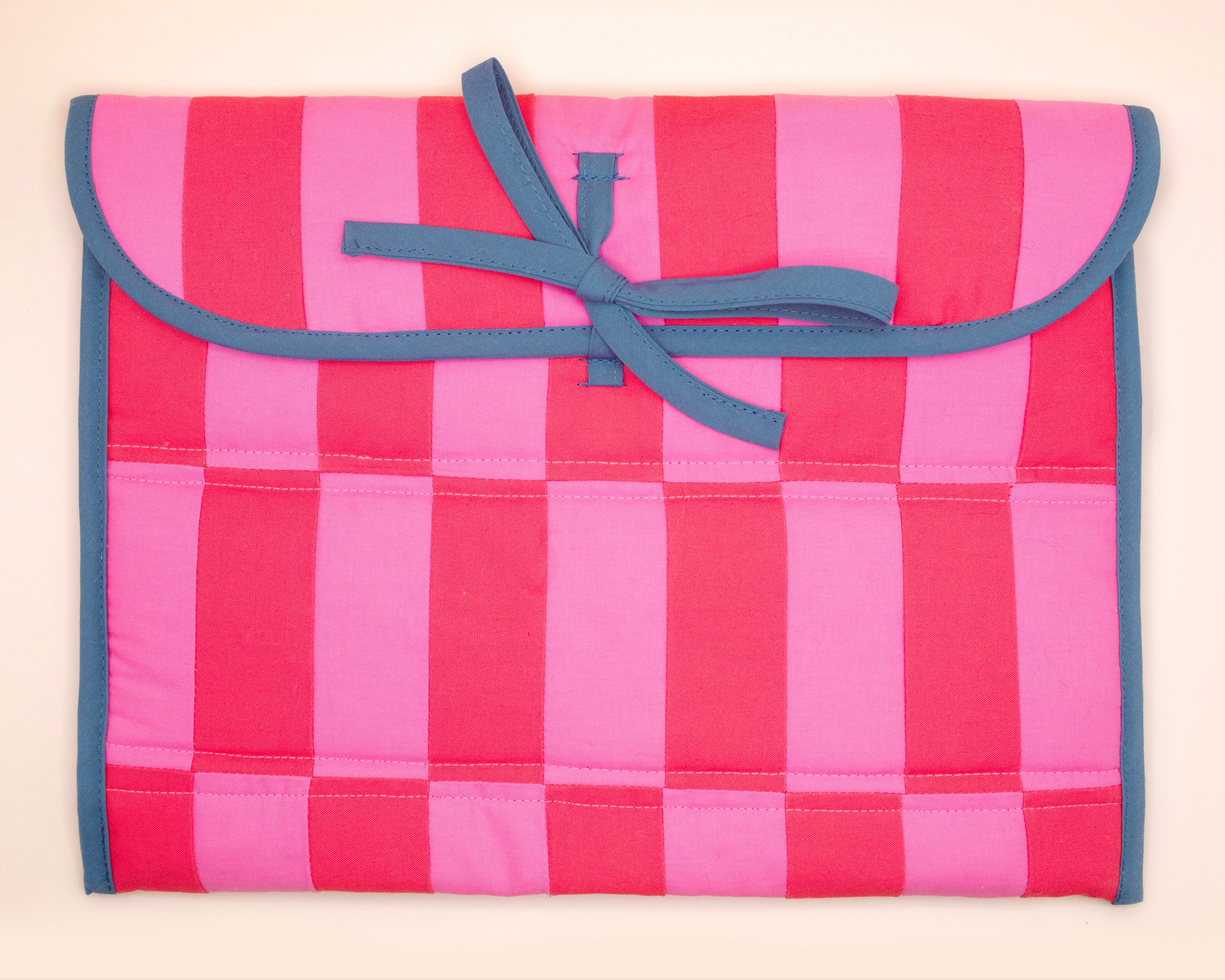 Pink & Red Quilted Check Laptop Case 13"-14"